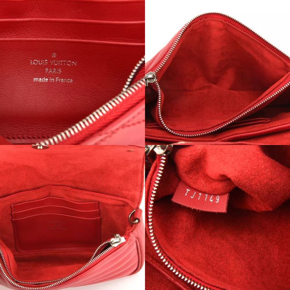 Louis Vuitton New Wave Pochette